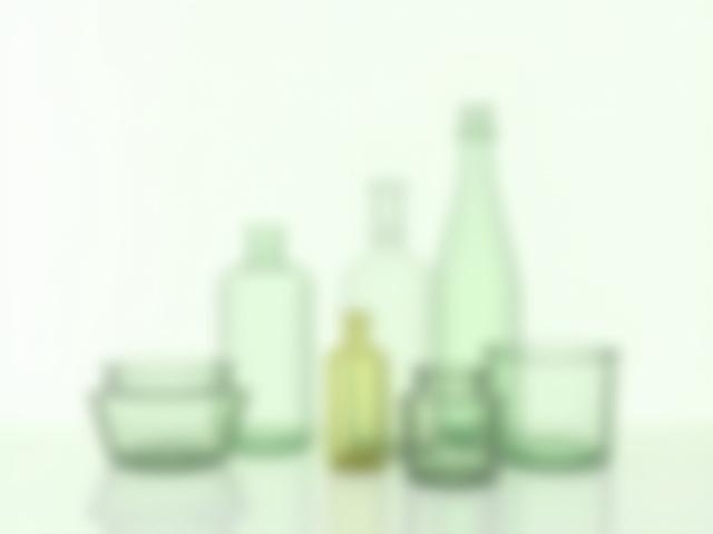 様々な形状のガラス瓶